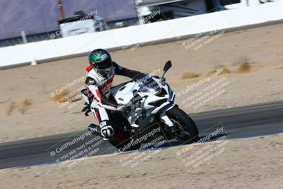 media/Jan-08-2022-SoCal Trackdays (Sat) [[1ec2777125]]/Turn 15 Inside (950am)/